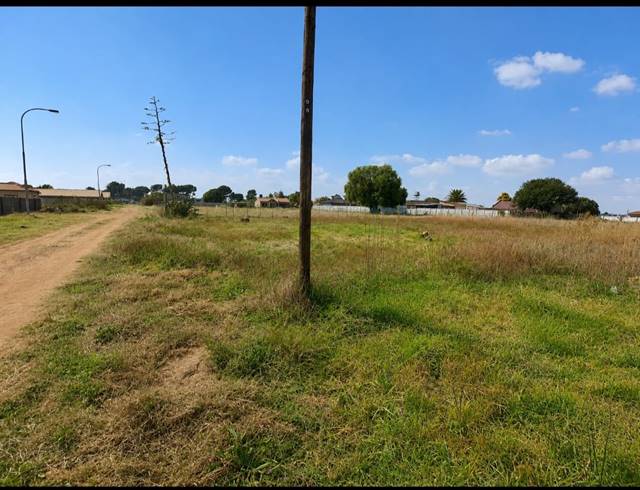 504M² VACANT LAND FOR SALE IN RIVERSDALE